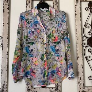 Floral button up